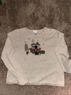 Vintage Ivory Campground Bear Embroidered Pullover